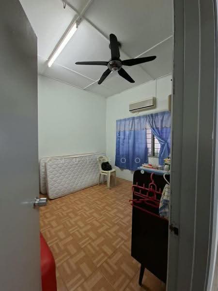 Terraced House for Sale in Taman Muzaffar Shah (Bukit Katil) - Mui Fook Lim - Bedroom - PropertyGuru.com.my