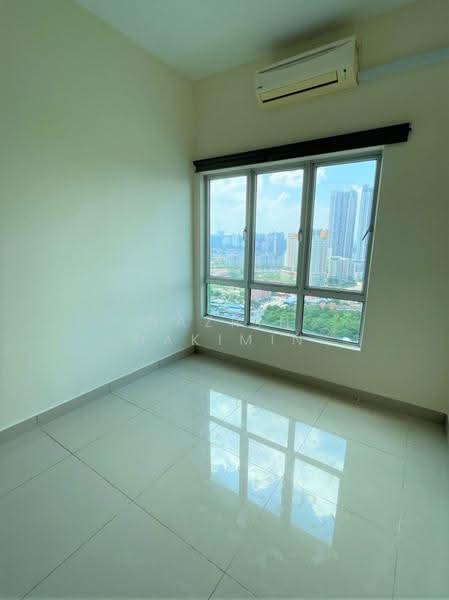 Kediaman Servis untuk Dijual di OUG Parklane - Nazrin Hakimin - View - PropertyGuru.com.my