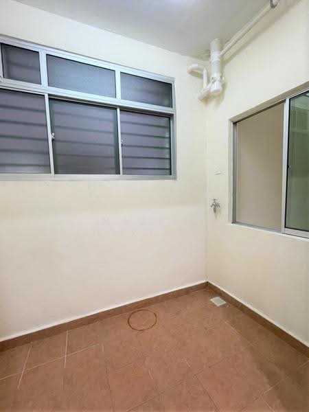 Kediaman Servis untuk Dijual di OUG Parklane - Nazrin Hakimin - Interior - PropertyGuru.com.my