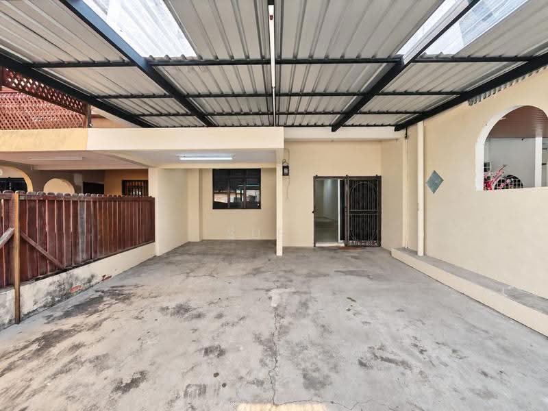 Rumah Teres 2-Tingkat untuk Dijual di Taman Bukit Pasir (Batu Pahat) - Sufi Norman - Exterior - PropertyGuru.com.my