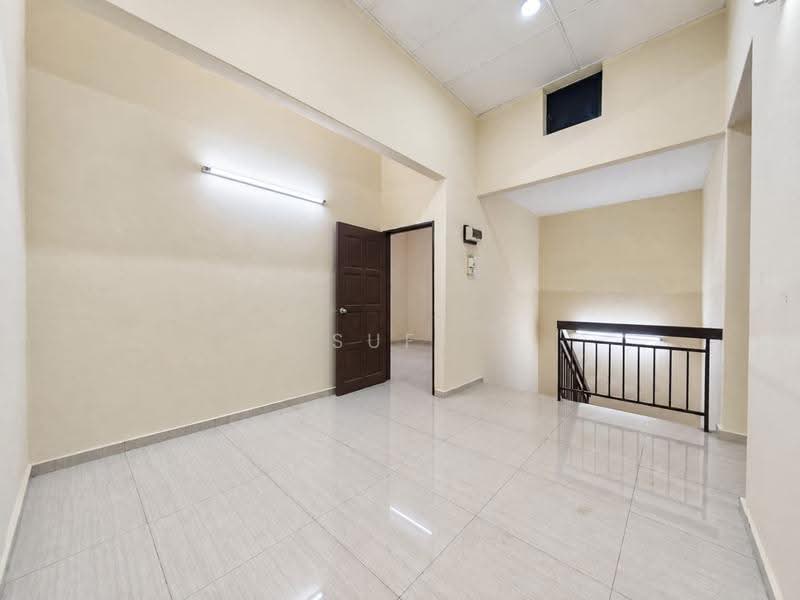 Rumah Teres 2-Tingkat untuk Dijual di Taman Bukit Pasir (Batu Pahat) - Sufi Norman - Interior - PropertyGuru.com.my