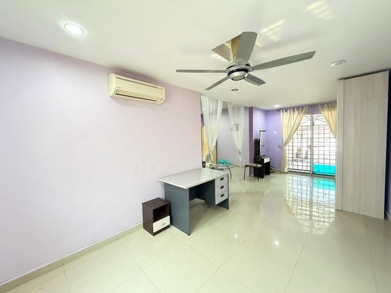2-storey Terraced House for Sale in Rawang Perdana 2 (Rawang) - Tiffany Yang - Bedroom - PropertyGuru.com.my