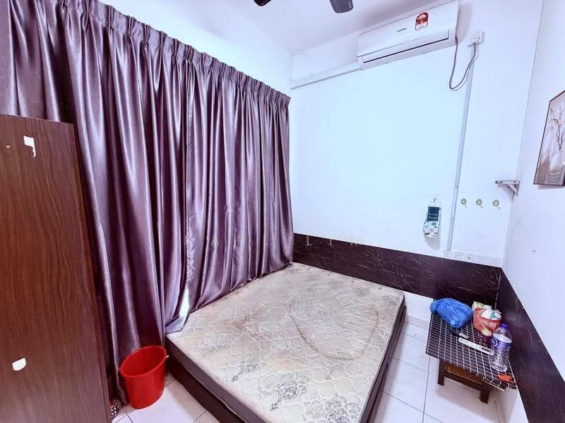 2-storey Terraced House for Sale in Taman Desa Palma (Tebrau) - Karl Lim - Bedroom - PropertyGuru.com.my