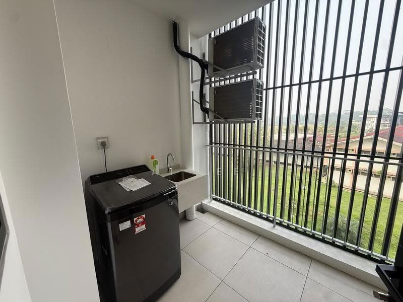 Kondominium untuk Dijual di PD Residences - Ai Lee - Balcony - PropertyGuru.com.my