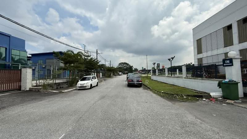 Commercial Semi-D for Rent in Pusat Perdagangan Danga Utama (Johor Bahru) - Kasper Lee - Exterior - PropertyGuru.com.my