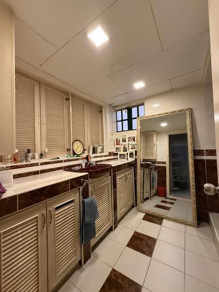 Townhouse for Sale in KL City Centre (Kuala Lumpur) - Xiang Rong - Bathroom - PropertyGuru.com.my