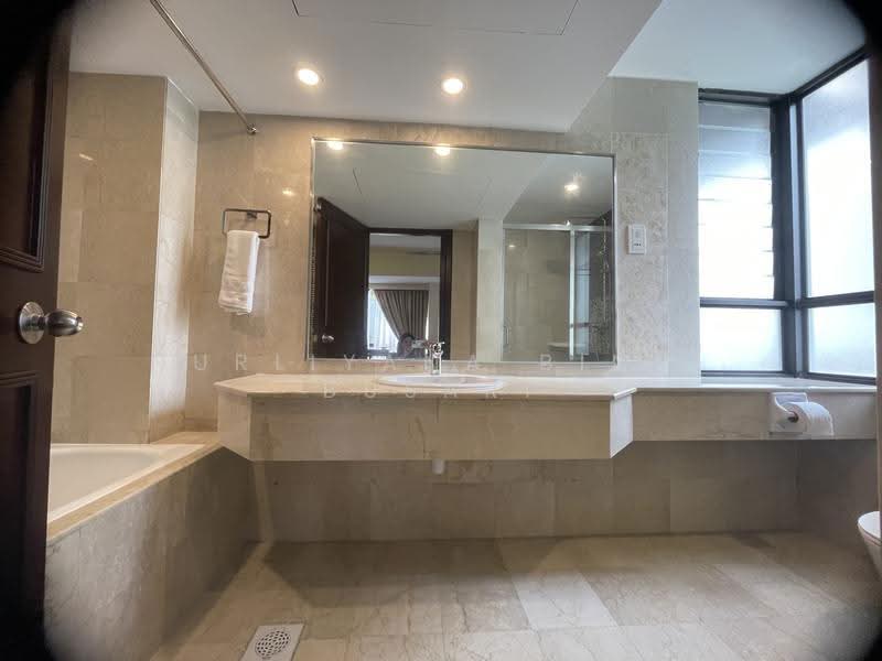 Condominium for Rent at Regency Tower - Nurliyana Binti Busari - Bathroom - PropertyGuru.com.my