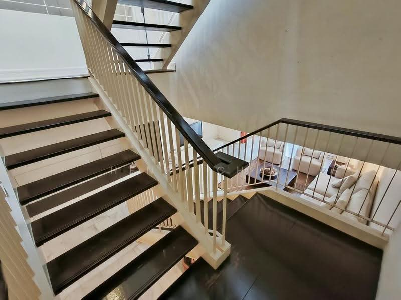 Condominium for Sale at Sri Penaga - Henry Chia - Living Room - PropertyGuru.com.my