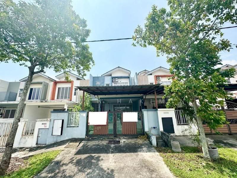 2-storey Terraced House for Sale in Bandar Seri Coalfields (Sungai Buloh) - Nazrin Hakimin - Exterior - PropertyGuru.com.my