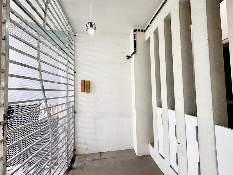 2-storey Terraced House for Sale in Bandar Seri Coalfields (Sungai Buloh) - Nazrin Hakimin - Exterior - PropertyGuru.com.my