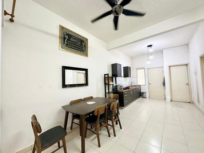 2-storey Terraced House for Sale in Bandar Seri Coalfields (Sungai Buloh) - Nazrin Hakimin - Kitchen - PropertyGuru.com.my