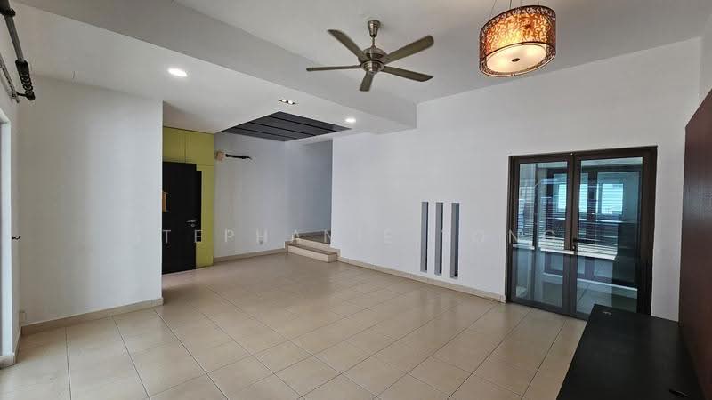 2-storey Terraced House for Sale in Taman Bukit Prima (Cheras) - Stephanie Yong - Living Room - PropertyGuru.com.my