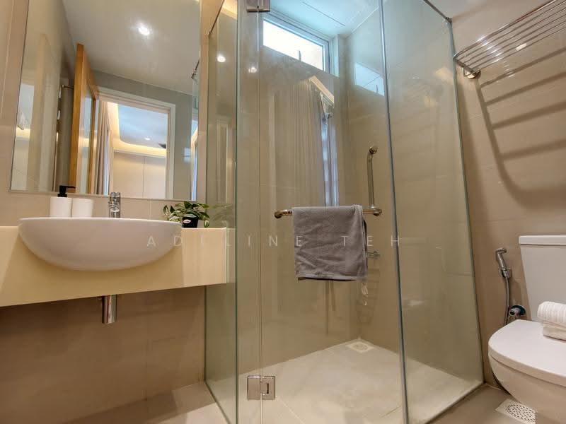 Kondominium untuk Dijual di Brunsfield EmbassyView - Adeline Teh - Bathroom - PropertyGuru.com.my