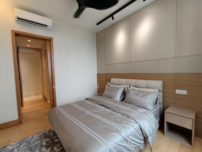 Kondominium untuk Dijual di Brunsfield EmbassyView - Adeline Teh - Bedroom - PropertyGuru.com.my