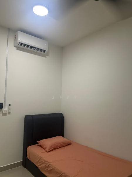 Kediaman Servis untuk Disewa di MKH Boulevard II - Jeff Cheah - Bedroom - PropertyGuru.com.my