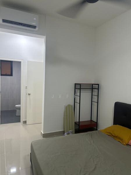 Kediaman Servis untuk Disewa di MKH Boulevard II - Jeff Cheah - Bedroom - PropertyGuru.com.my