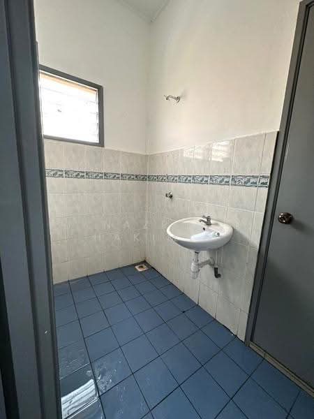 2-storey Terraced House for Sale in Alam Perdana (Puncak Alam) - Nazrin Hakimin - PropertyGuru.com.my