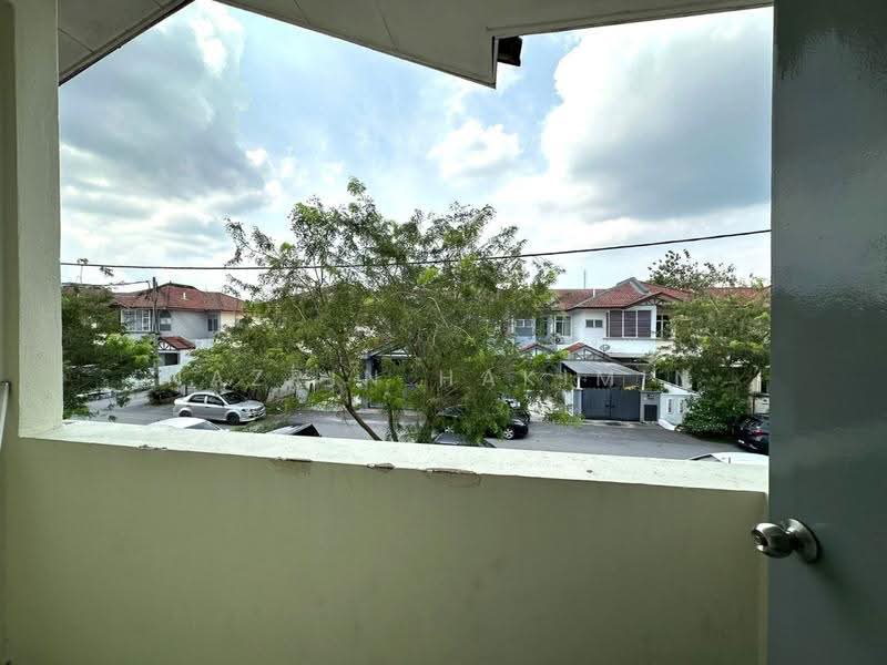 2-storey Terraced House for Sale in Alam Perdana (Puncak Alam) - Nazrin Hakimin - PropertyGuru.com.my