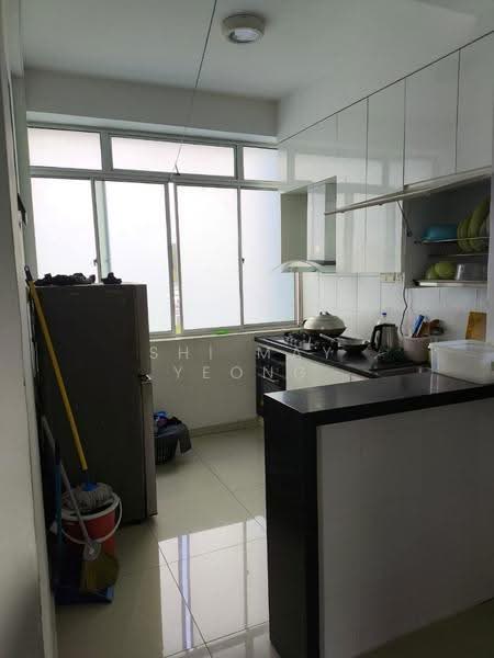 Condominium for Sale at Fairway Suites - Shi May Yeong - Kitchen - PropertyGuru.com.my