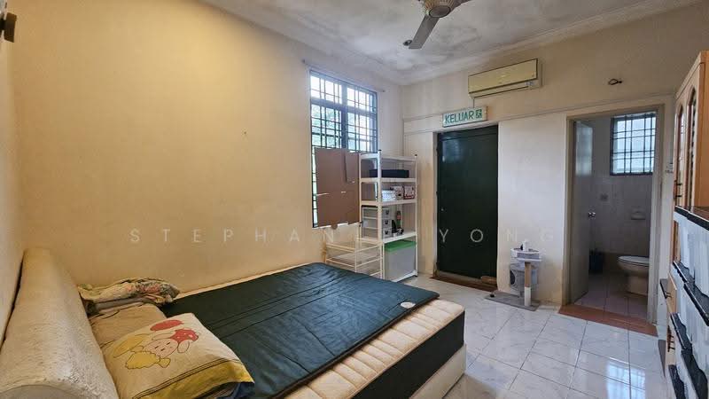 2-storey Terraced House for Sale in Alam Damai (Cheras) - Stephanie Yong - Bedroom - PropertyGuru.com.my