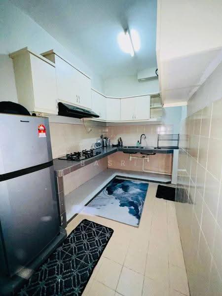 Pangsapuri untuk Disewa di Sri Melor (Mulberry Court) - Basri Munir - Kitchen - PropertyGuru.com.my