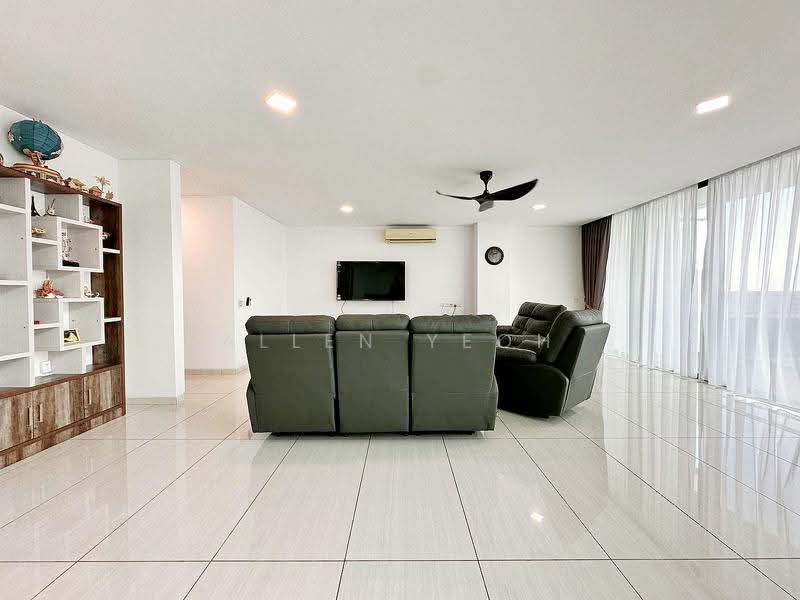 Kondominium untuk Disewa di The Light Collection IV - Allen Yeoh - Living Room - PropertyGuru.com.my