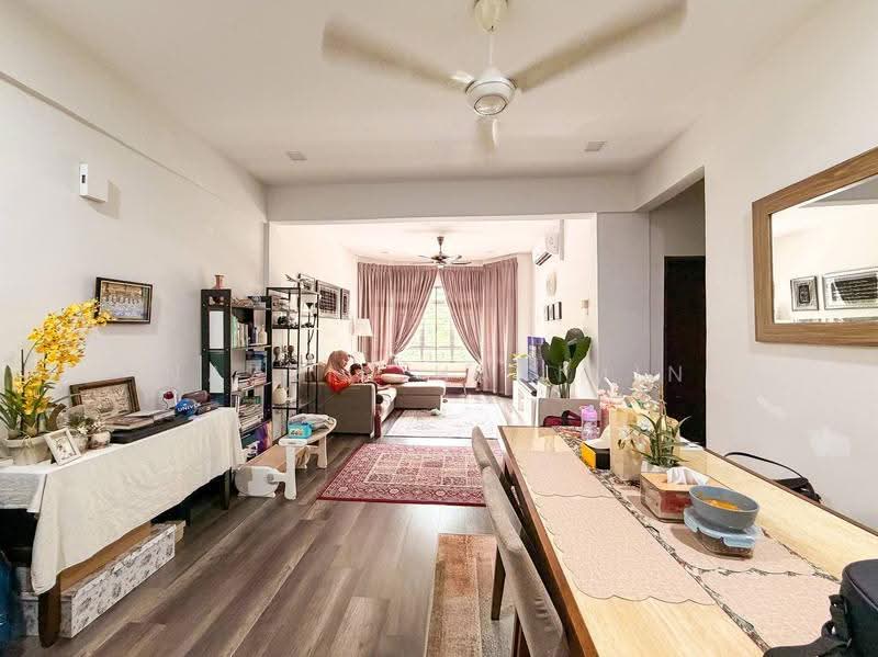 Condominium for Sale at D'Rimba - Nazrin Hakimin - Living Room - PropertyGuru.com.my