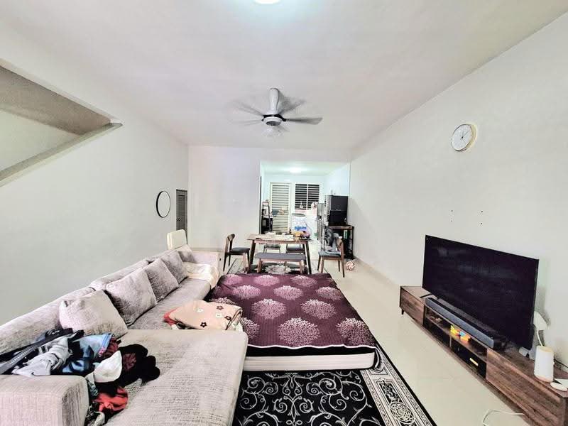 Semi-Detached House for Sale in Shah Alam (Selangor) - Mohammad Din Majid - Living Room - PropertyGuru.com.my