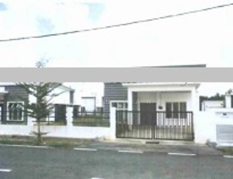 Bungalow House untuk Dijual di Taman Sri Lambak (Kluang) - Jason Tang - Exterior - PropertyGuru.com.my