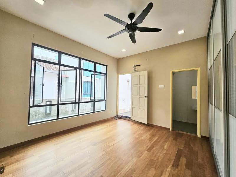 Semi-Detached House for Sale in Skudai (Johor) - Yik Tat - PropertyGuru.com.my