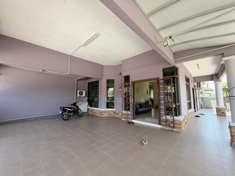 Rumah Teres 1-Tingkat untuk Dijual di Taman Rembia Perkasa (Rembia) - Ramona Tan - Exterior - PropertyGuru.com.my