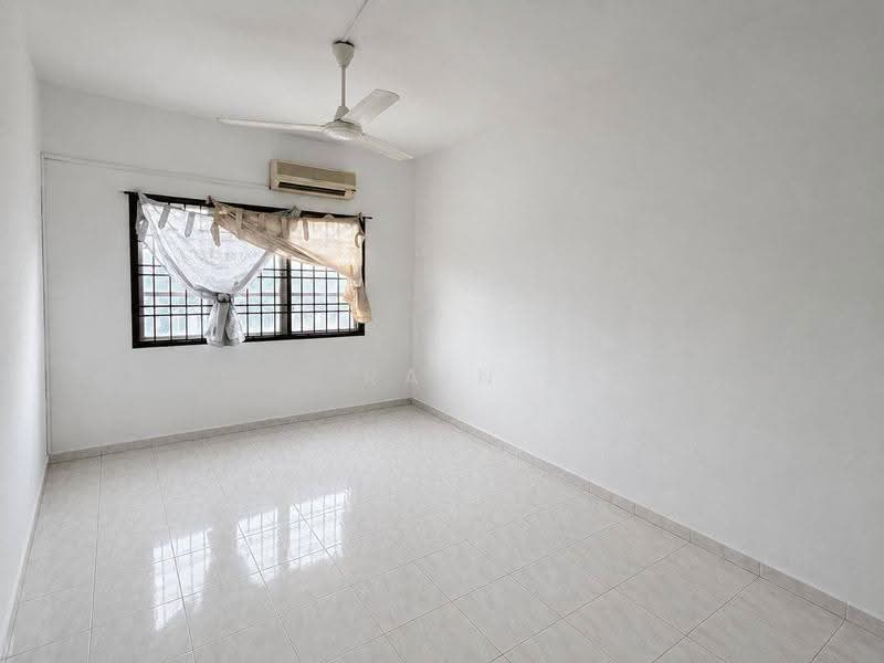 Apartment for Sale at Idaman Senibong - Rain Ng - Interior - PropertyGuru.com.my