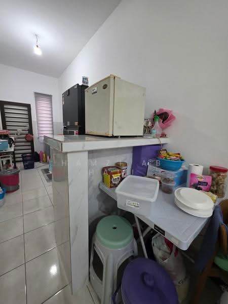 Rumah Teres 1-Tingkat untuk Dijual di Taman Tiara Sendayan (Bandar Sri Sendayan) - Hamzi Ab Hadi - Kitchen - PropertyGuru.com.my