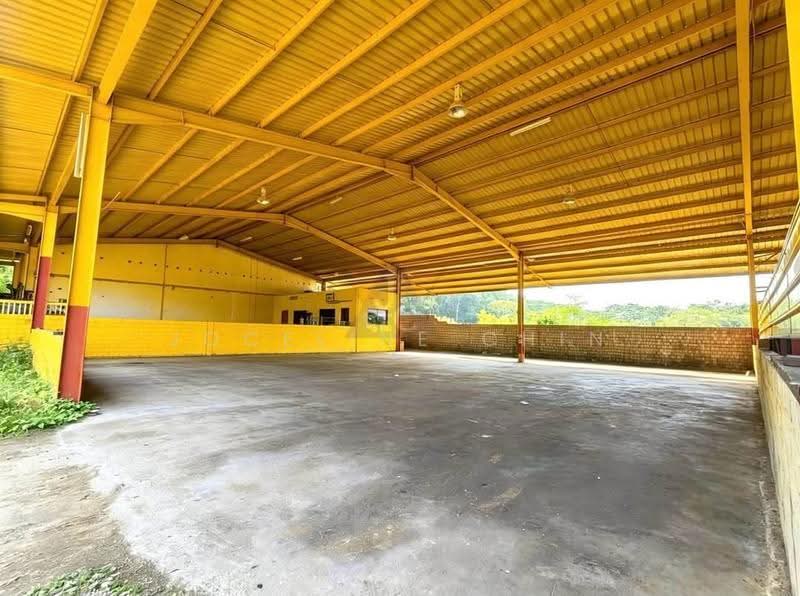 Warehouse for Rent in Kuantan (Pahang) - Joceline Chin - Exterior - PropertyGuru.com.my