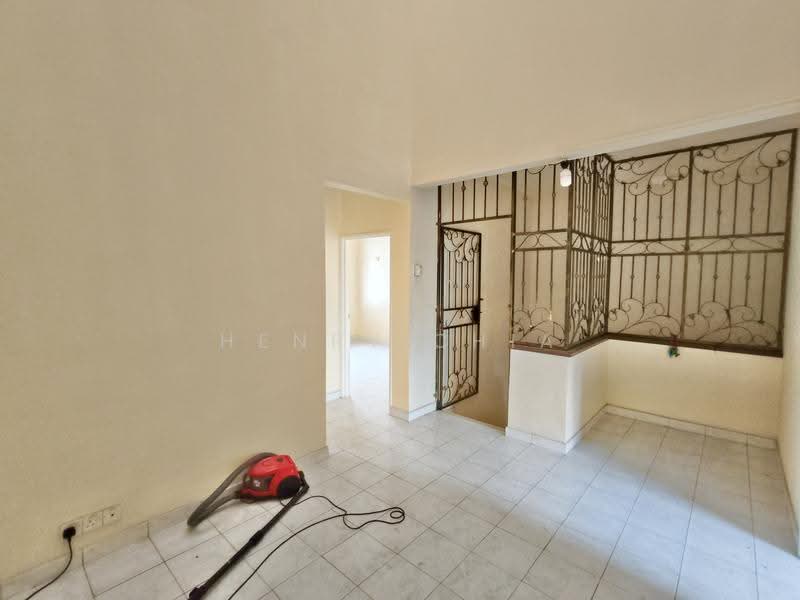 2-storey Terraced House for Sale in Bandar Tun Hussein Onn (Cheras) - Henry Chia - PropertyGuru.com.my