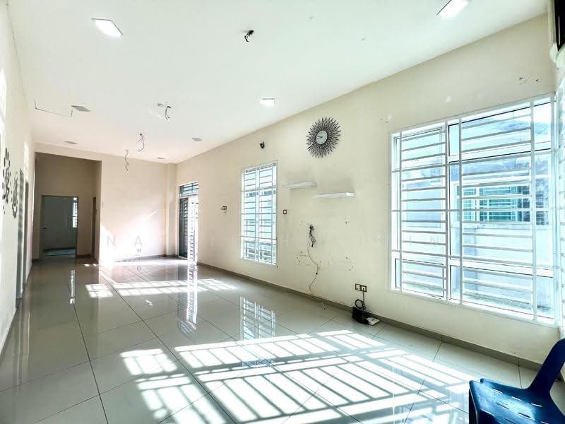 Rumah Teres untuk Dijual di Jasin (Melaka) - Nazrin Hakimin - Living Room - PropertyGuru.com.my