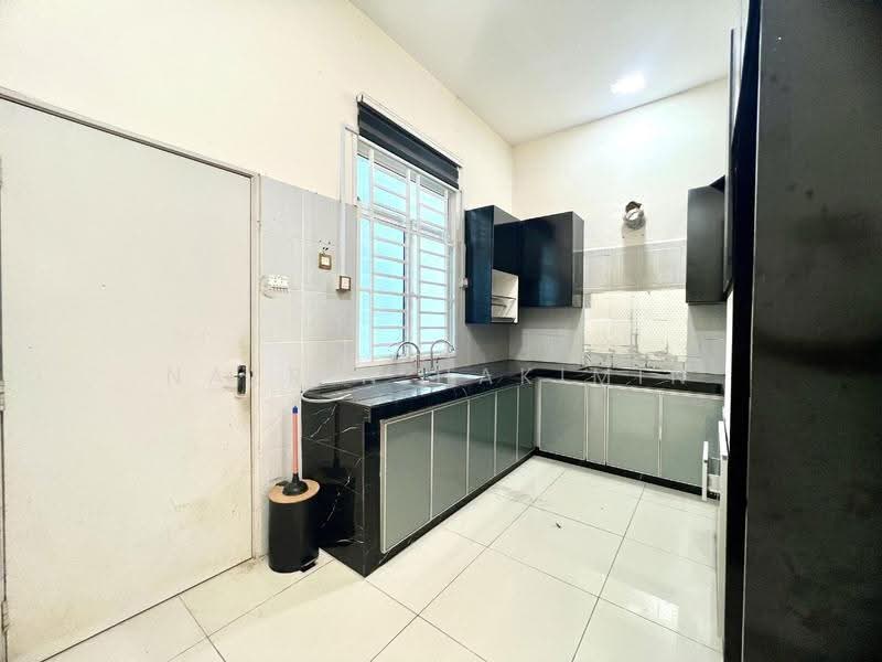 Rumah Teres untuk Dijual di Jasin (Melaka) - Nazrin Hakimin - PropertyGuru.com.my