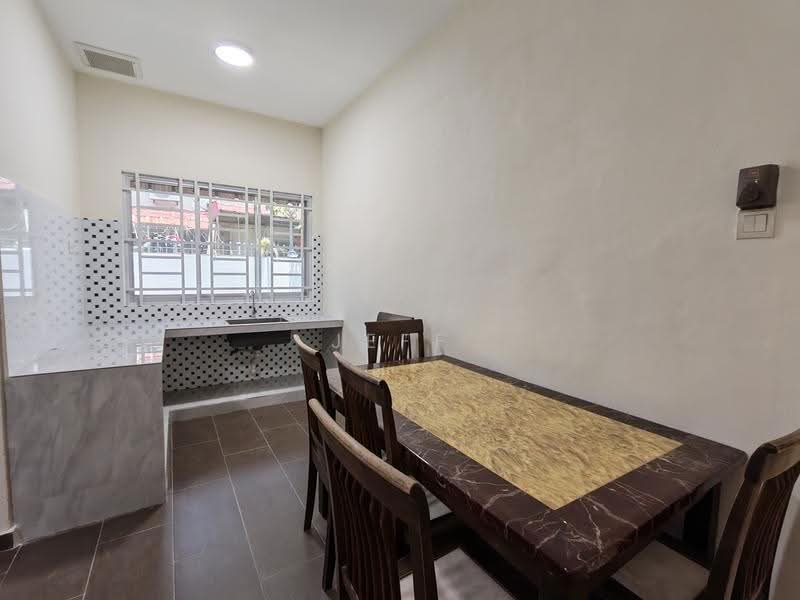 Rumah Berkembar untuk Disewa di Taman Sri Tebrau (Johor Bahru) - Jeff Ling - Kitchen - PropertyGuru.com.my