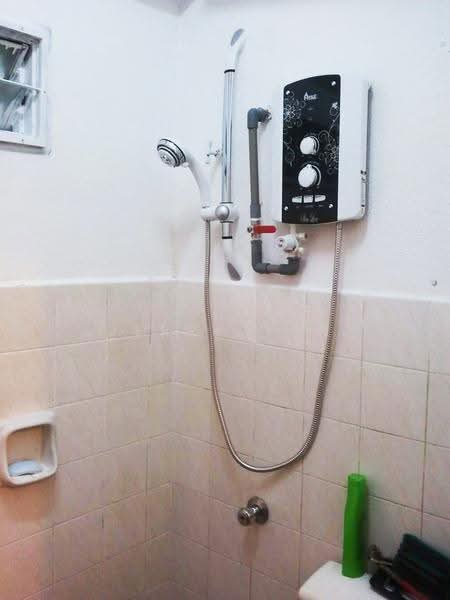 Pangsapuri untuk Disewa di Taman Jubilee Phase 4 - Jerry Tan - Bathroom - PropertyGuru.com.my