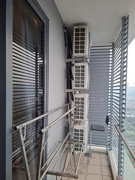 Kediaman Servis untuk Disewa di United Point (Residensi Berpadu) - Jason Chen - Balcony - PropertyGuru.com.my