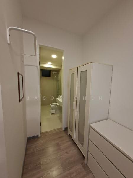 Kediaman Servis untuk Disewa di United Point (Residensi Berpadu) - Jason Chen - Corridor - PropertyGuru.com.my