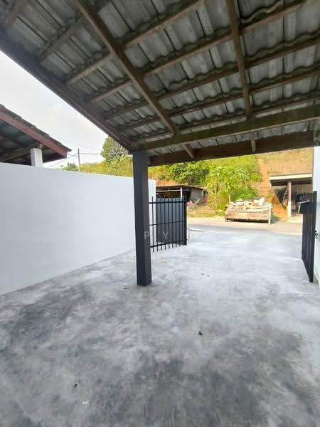 2-storey Terraced House for Sale in Bandar Putra Kulai (Kulai) - PY Loo - Exterior - PropertyGuru.com.my