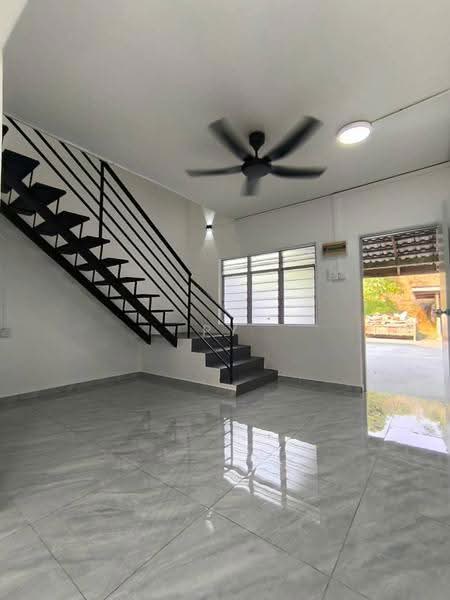 2-storey Terraced House for Sale in Bandar Putra Kulai (Kulai) - PY Loo - Interior - PropertyGuru.com.my