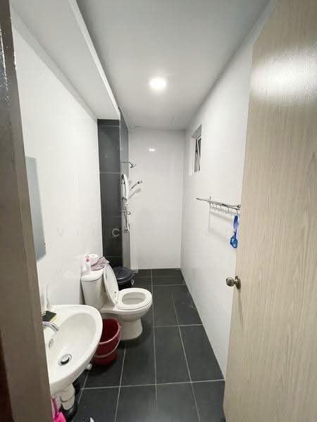 Kondominium untuk Dijual di The Clovers - Vincent Ooi - Bathroom - PropertyGuru.com.my