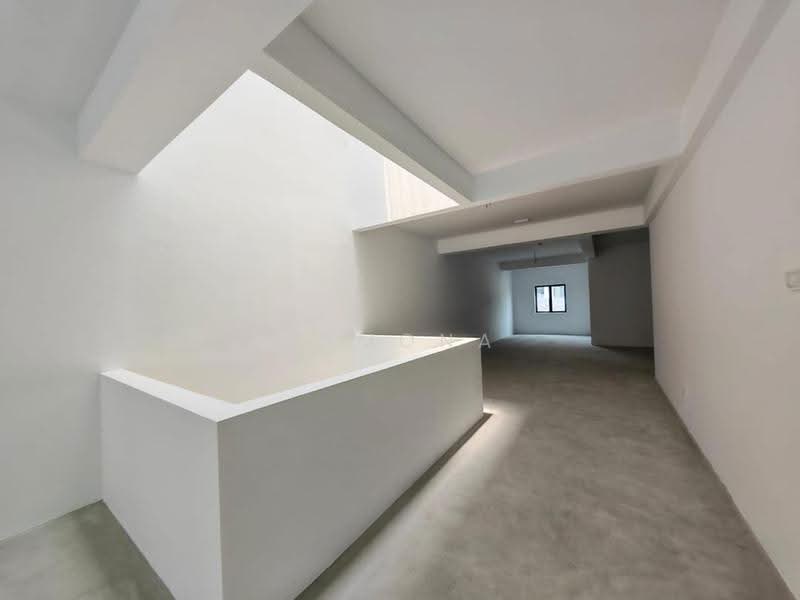 Shop for Sale in Taman Kota Laksamana Jaya (Melaka City) - Ramona Tan - Interior - PropertyGuru.com.my