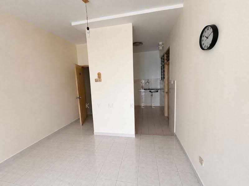 Apartment for Sale at Idaman Senibong - Kym Kee - Kitchen - PropertyGuru.com.my
