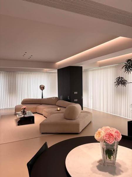 Kediaman Servis untuk Dijual di The Connaught One - Angel Ko - Living Room - PropertyGuru.com.my