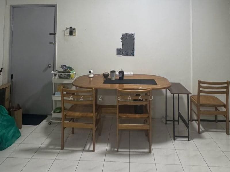 Apartment for Sale at saujana apartment - Aziz Saad - Dining Room - PropertyGuru.com.my