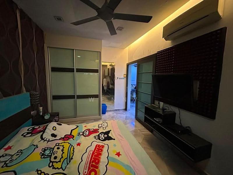 Rumah Teres 1-Tingkat untuk Dijual di Serdang Raya (Seri Kembangan) - Wenny Lee - Bedroom - PropertyGuru.com.my