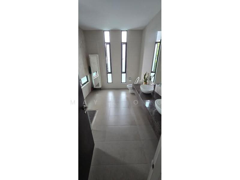 Rumah Banglo untuk Dijual di Masai (Johor) - May Leong - Bathroom - PropertyGuru.com.my